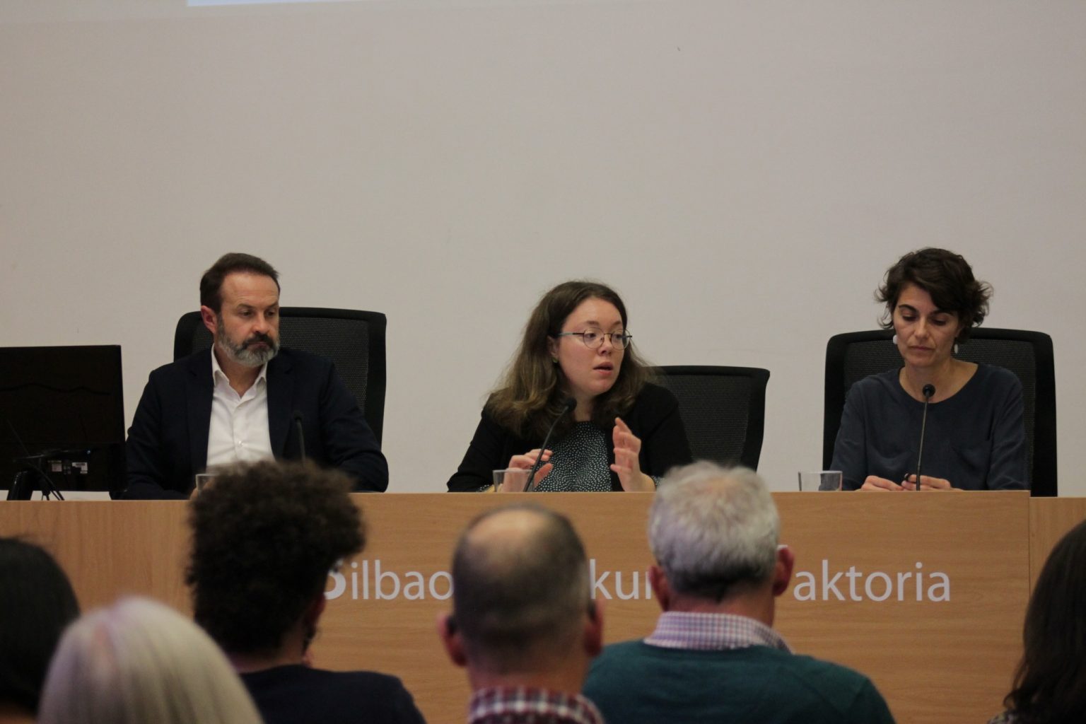 Mesa Redonda «La Movilidad Sostenible Como Derecho: Los Retos De ...